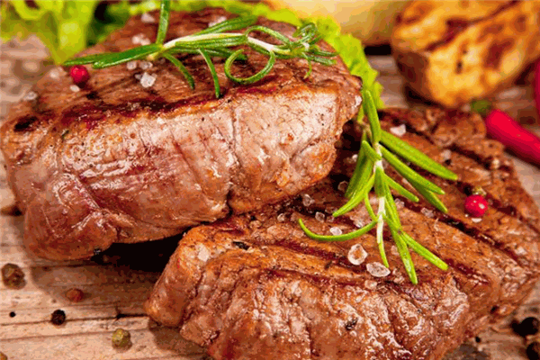 厚积云牛排餐吧